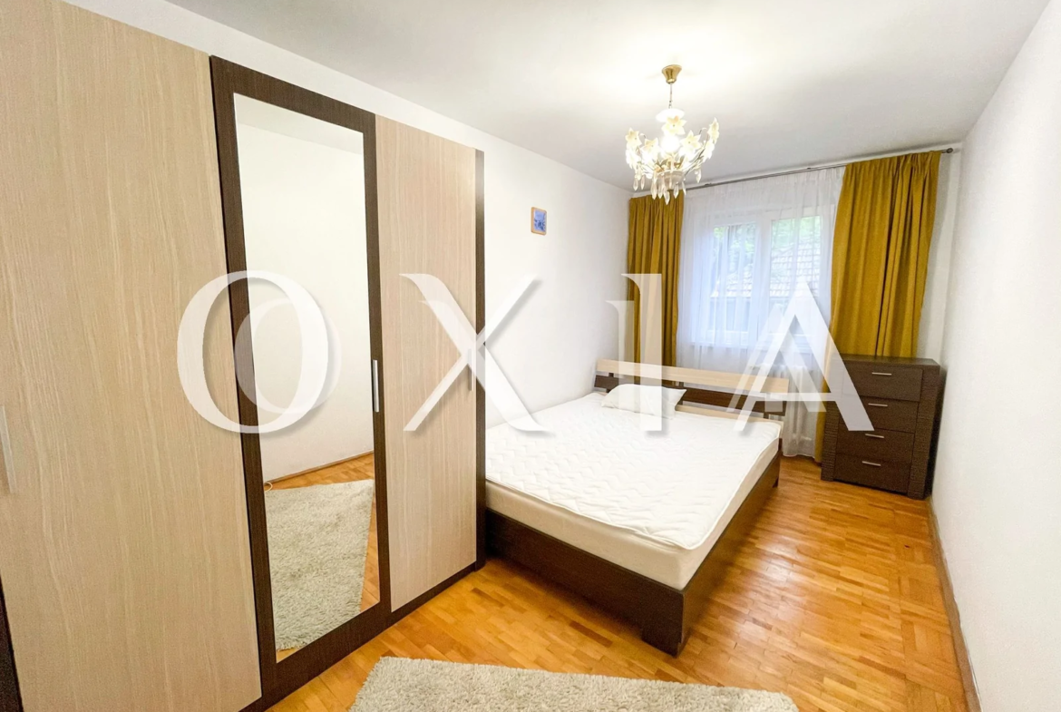 Apartament 3 camere, Sagului, langa Pta Doina