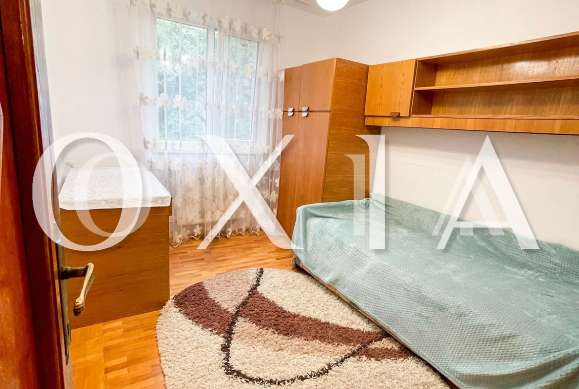 Apartament 3 camere, Sagului, langa Pta Doina