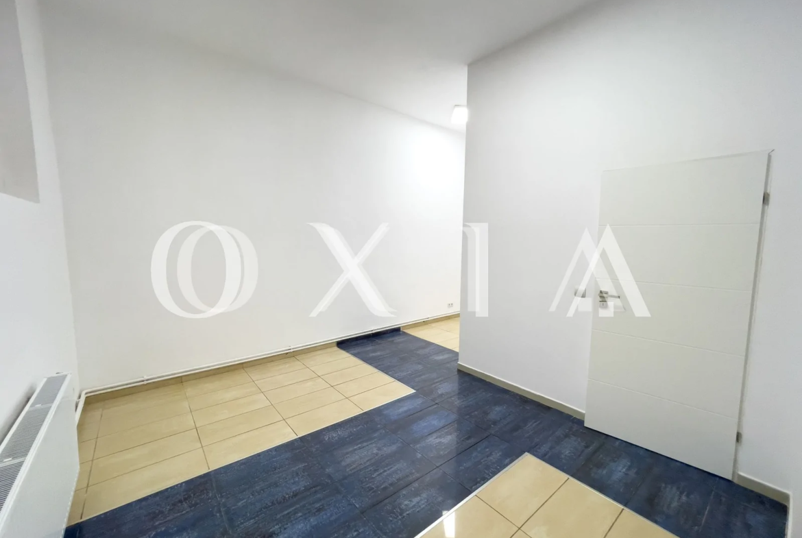 Spatiu pretabil diverse activitati, Zona Girocului-Elisabetin