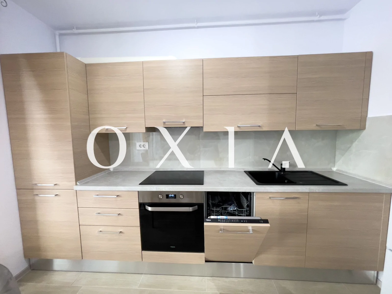 iris-armonia-mobilat-utilat-loc-parcare-7