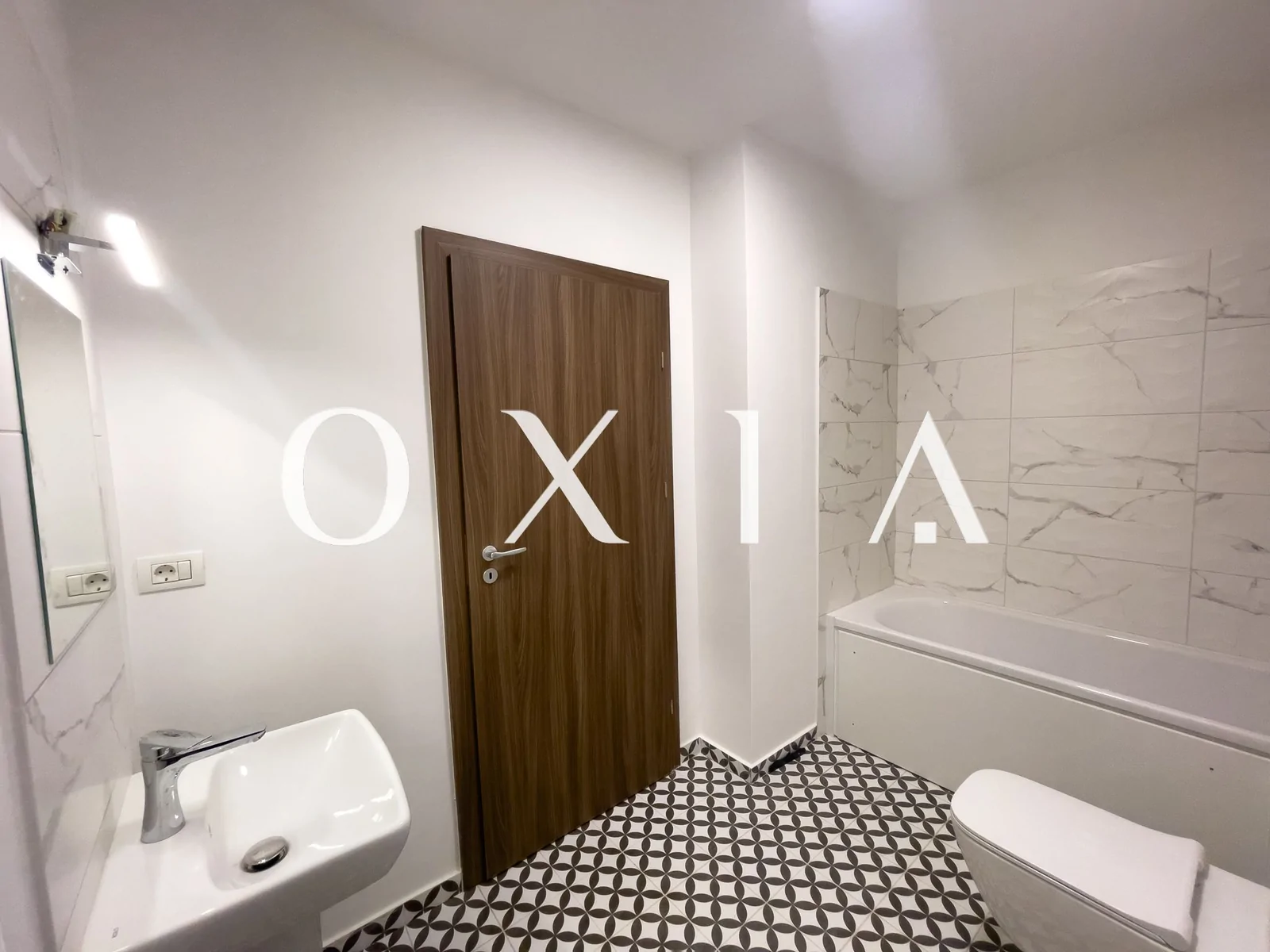 XCity, Parcare Privata, Priveliste Panoramica