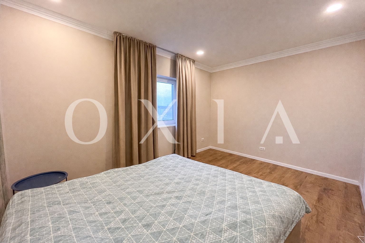 mosnita-noua-mobilat-si-utilat-pe-6