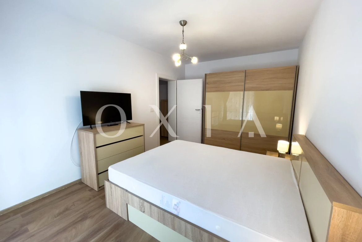 Aradului – Iris, Loc Parcare, Mobilat-Utilat