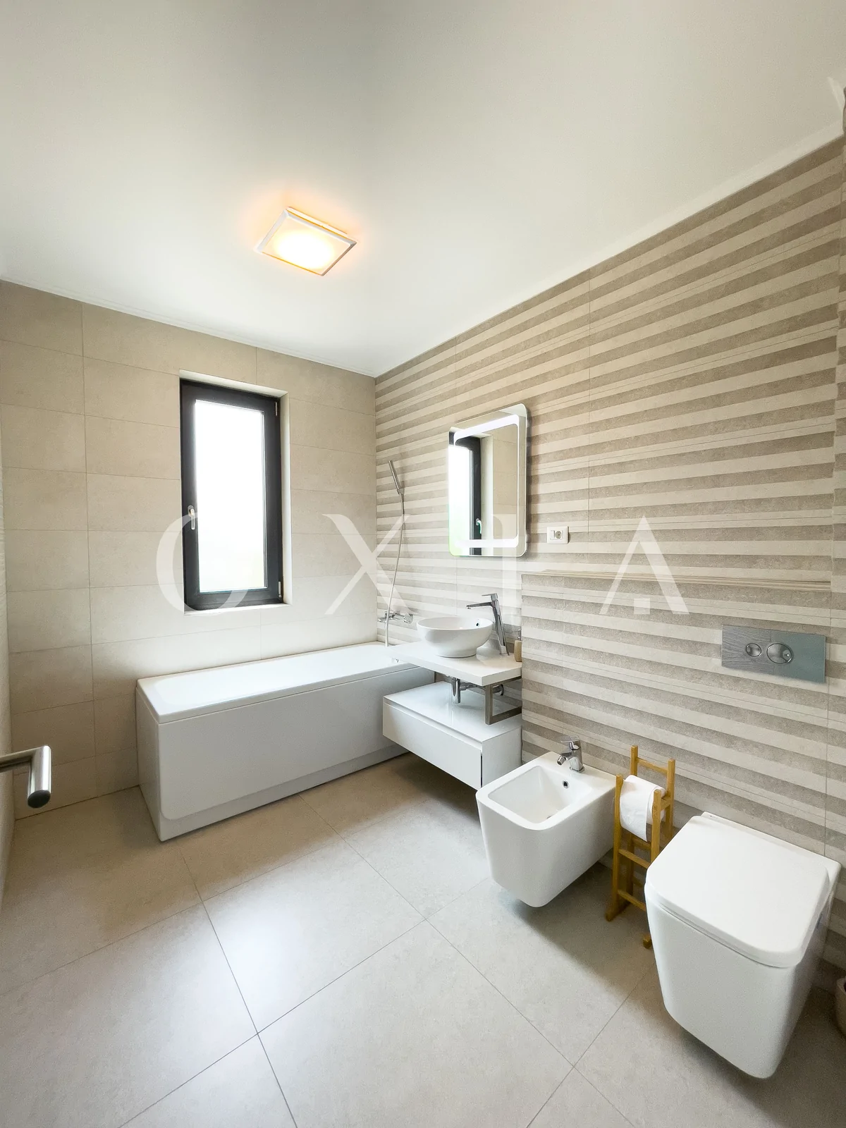 Casa P+E, Complet Mobilata si Utilata, Aradului-Lipovei