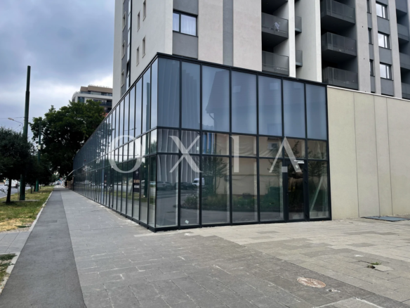 Spatiu comercial, ISHO