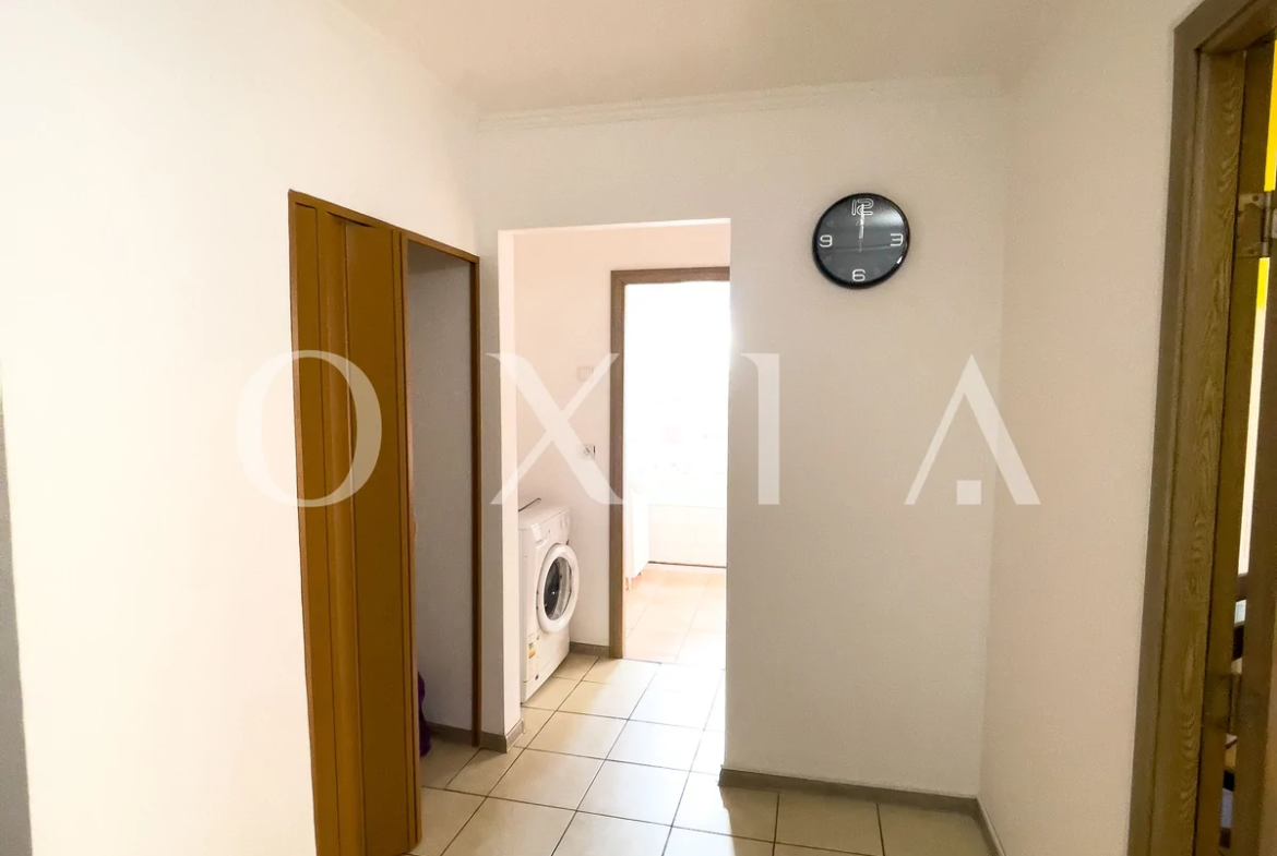 Girocului, Centrala Proprie, Mobilat-Utilat