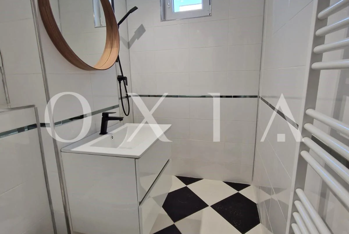 Calea Sagului, renovat complet, etaj intermediar