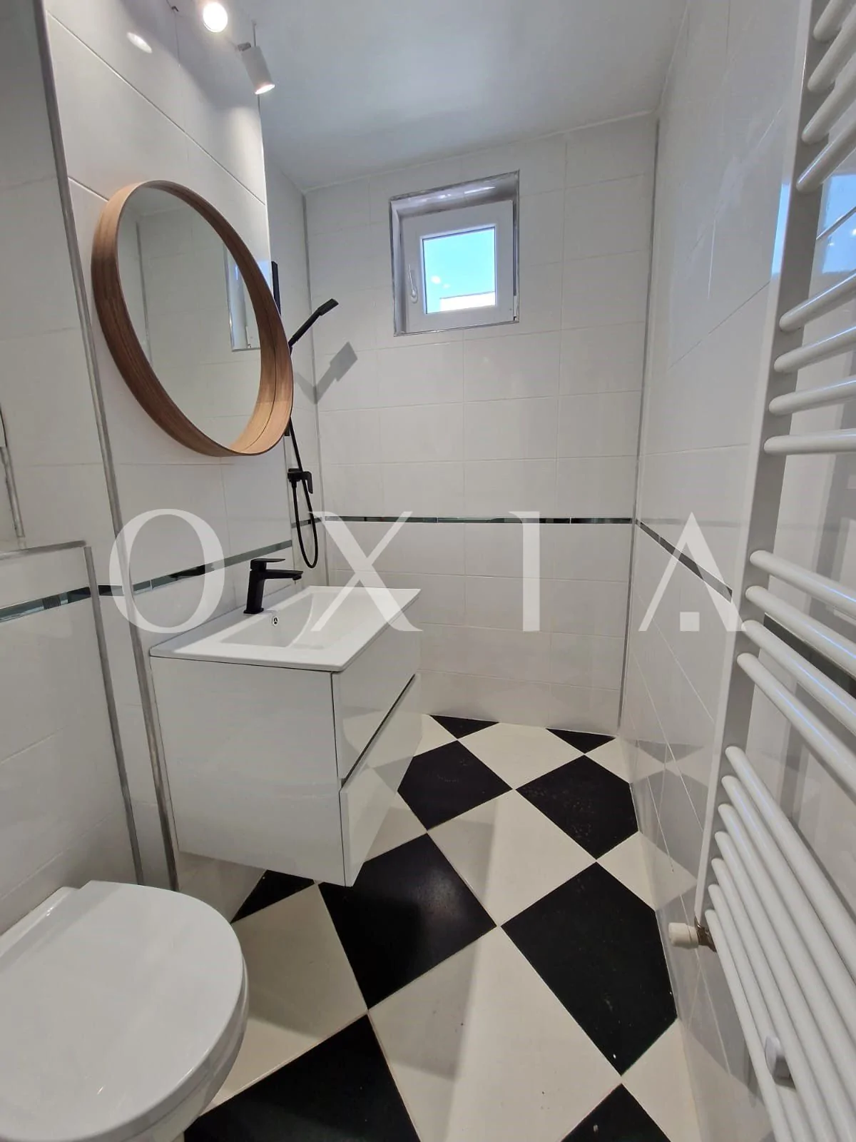 Calea Sagului, renovat complet, etaj intermediar