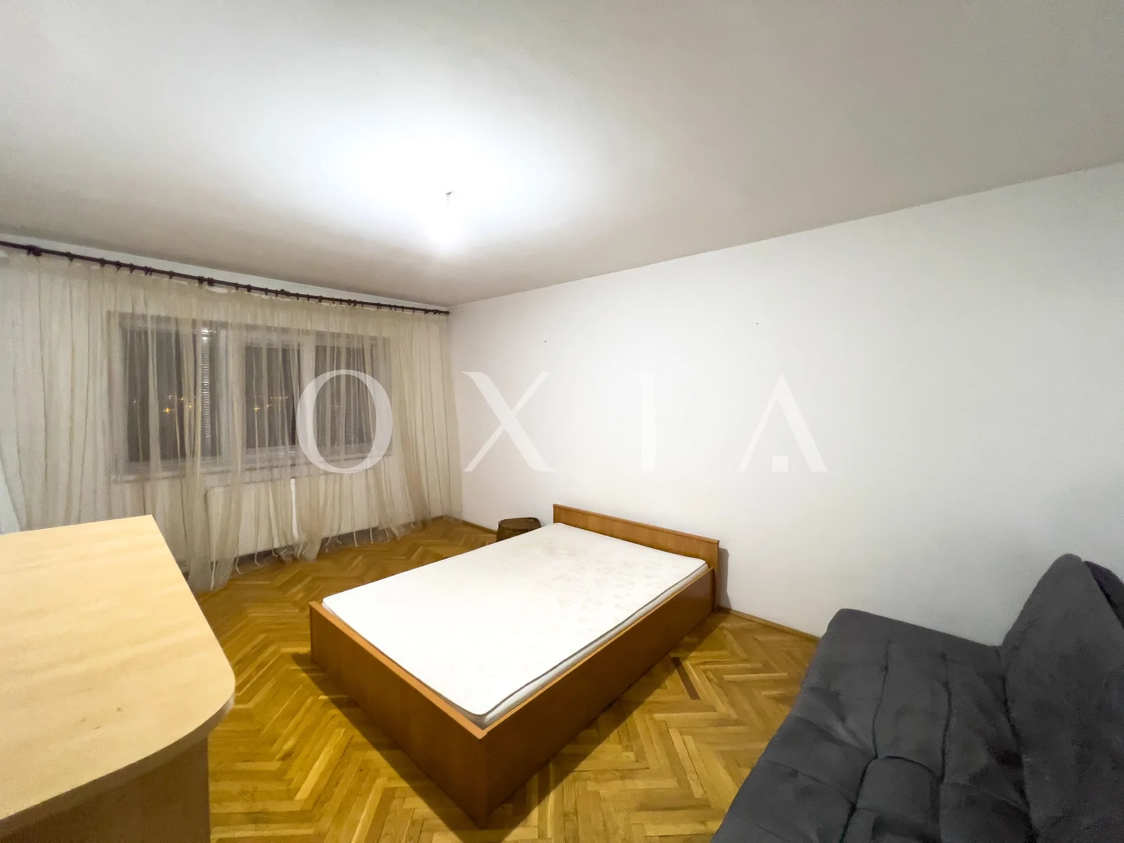 Calea Martirilor, Centrala + AC, 2 Boxe, Mobilat