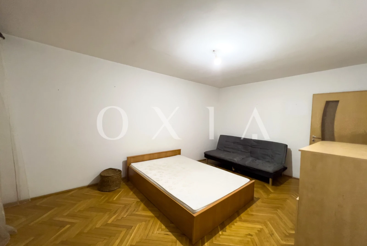 Calea Martirilor, Centrala + AC, 2 Boxe, Mobilat