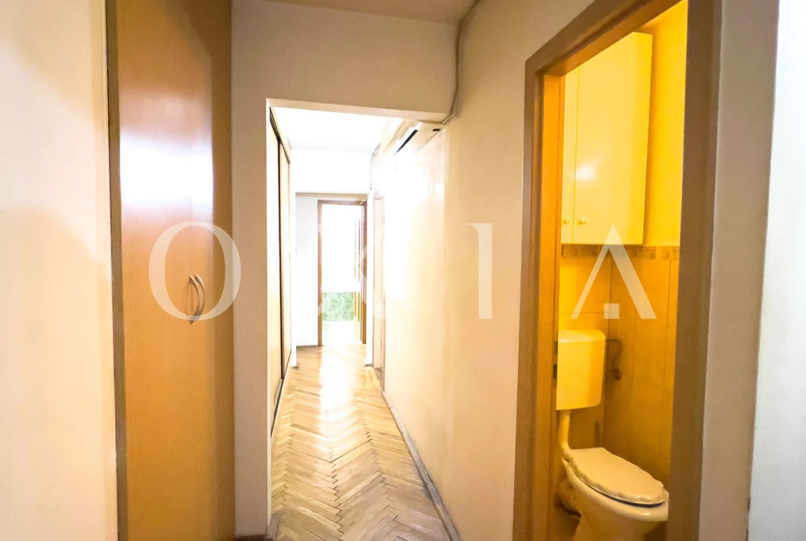 Calea Martirilor, Centrala + AC, 2 Boxe, Mobilat