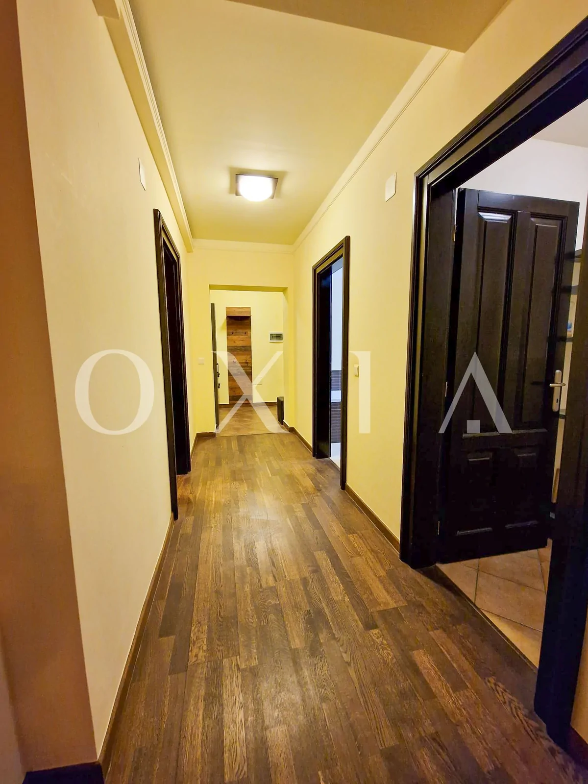 Toscana Residence, Mobilat si Utilat, Etaj Intermediar