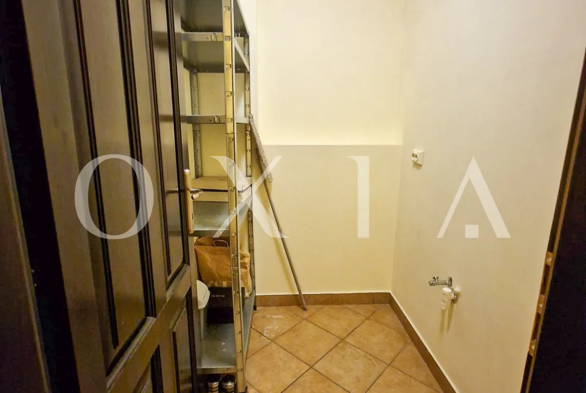 Toscana Residence, Mobilat si Utilat, Etaj Intermediar