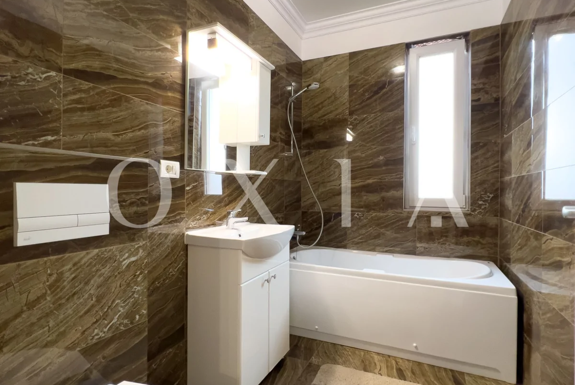 Chisoda, Parcare Proprie, Renovat
