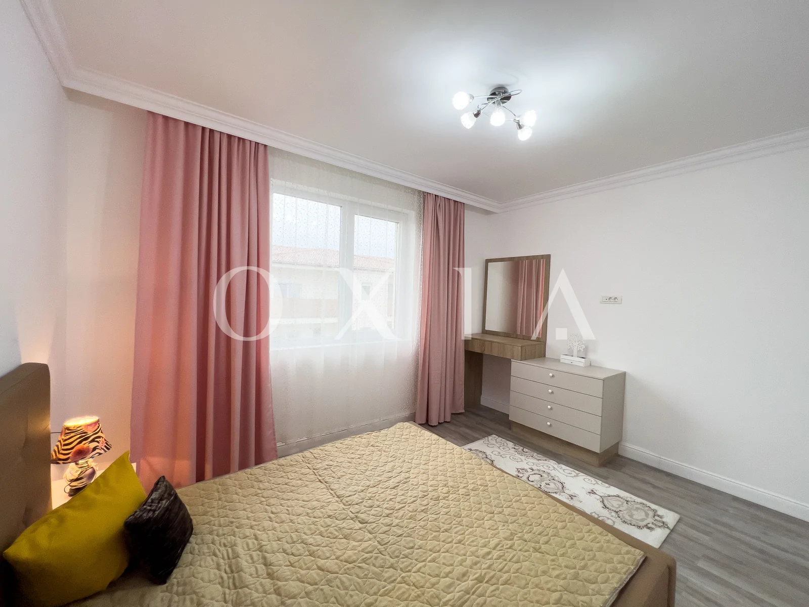Chisoda, Parcare Proprie, Renovat