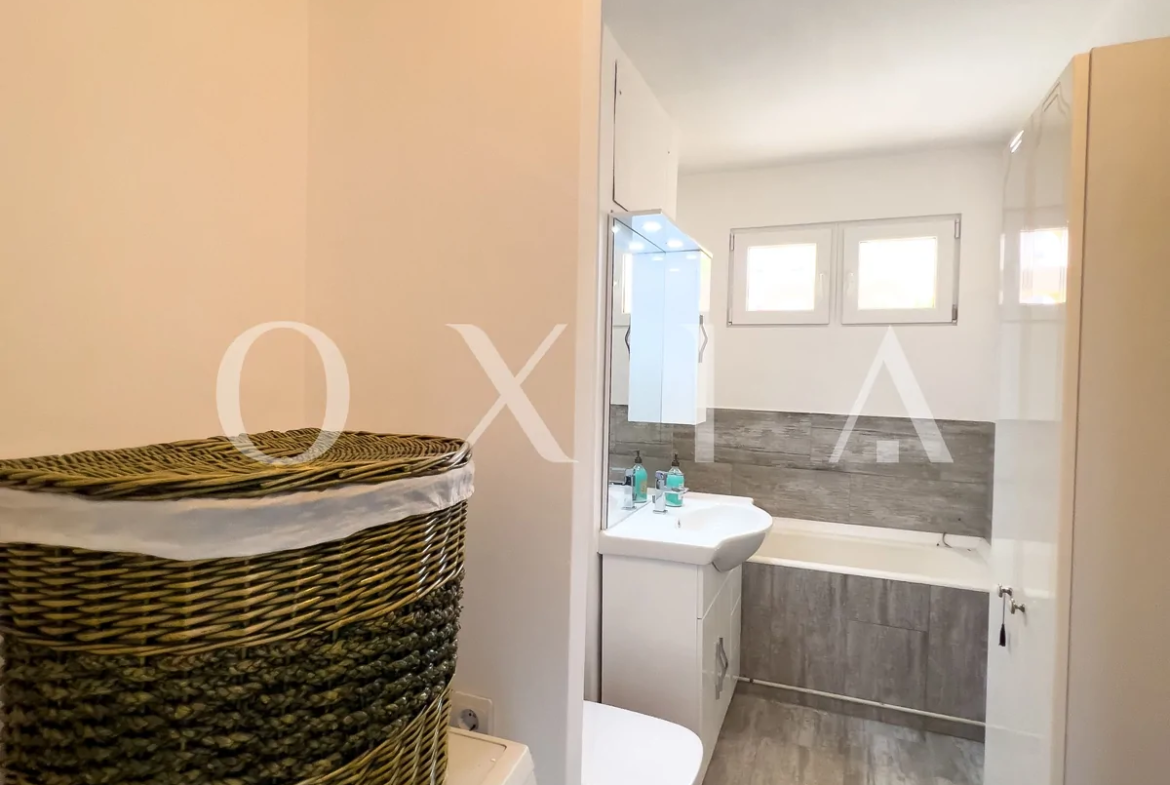 4 Camere, Etaj Intermediar, Renovat