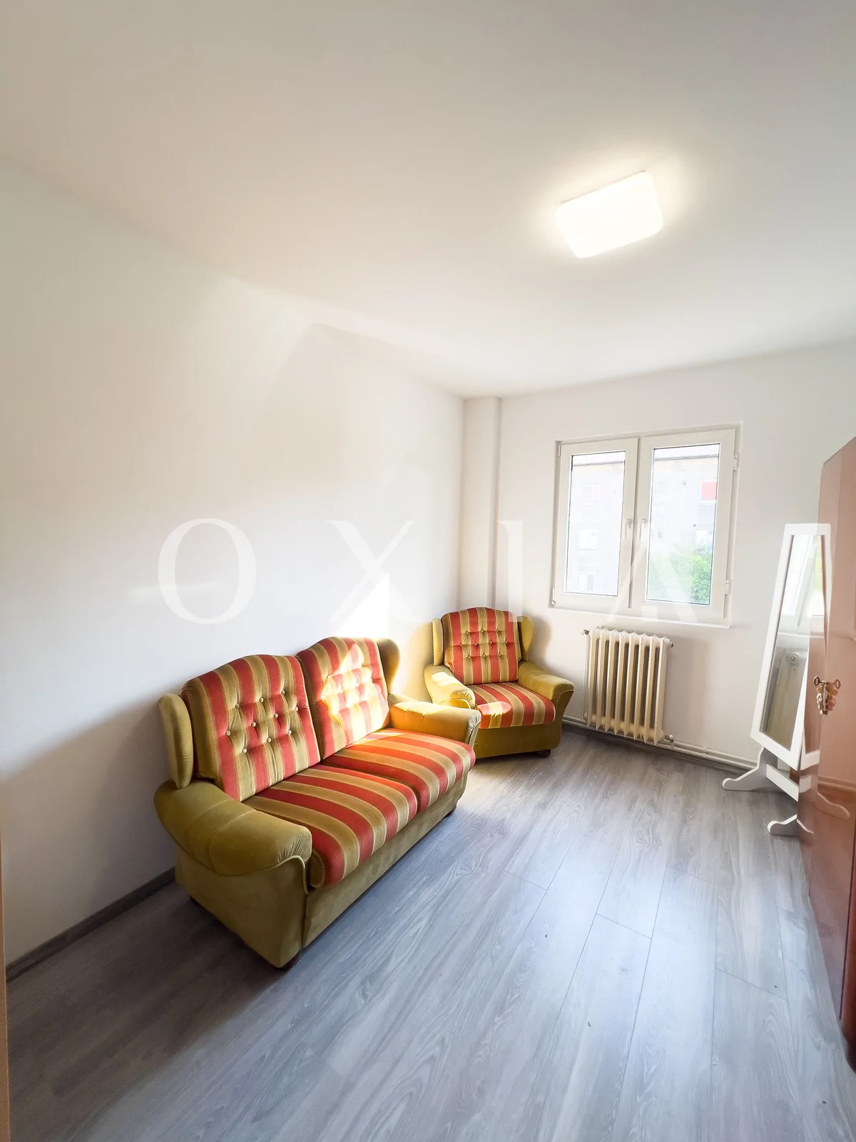 4 Camere, Etaj Intermediar, Renovat