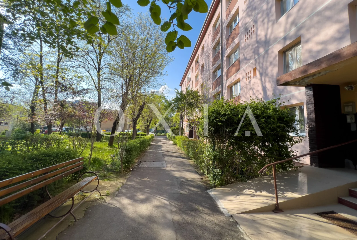 4 Camere, Etaj Intermediar, Renovat