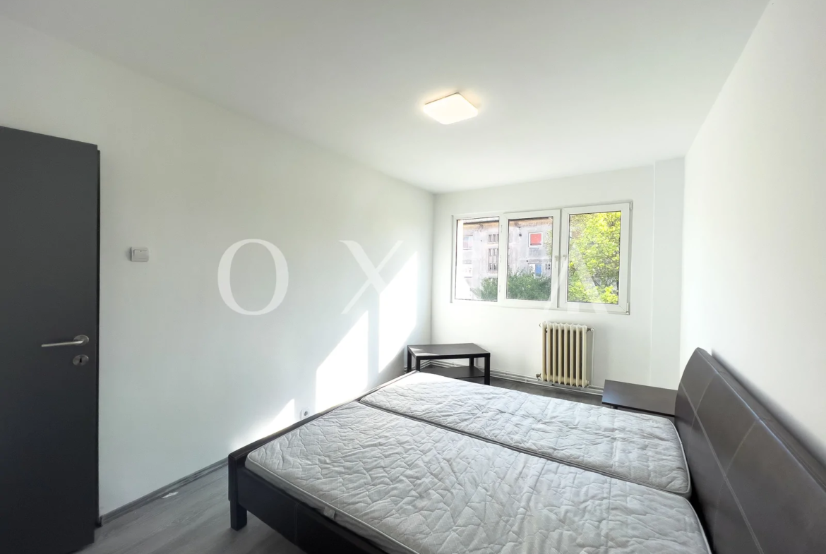 4 Camere, Etaj Intermediar, Renovat