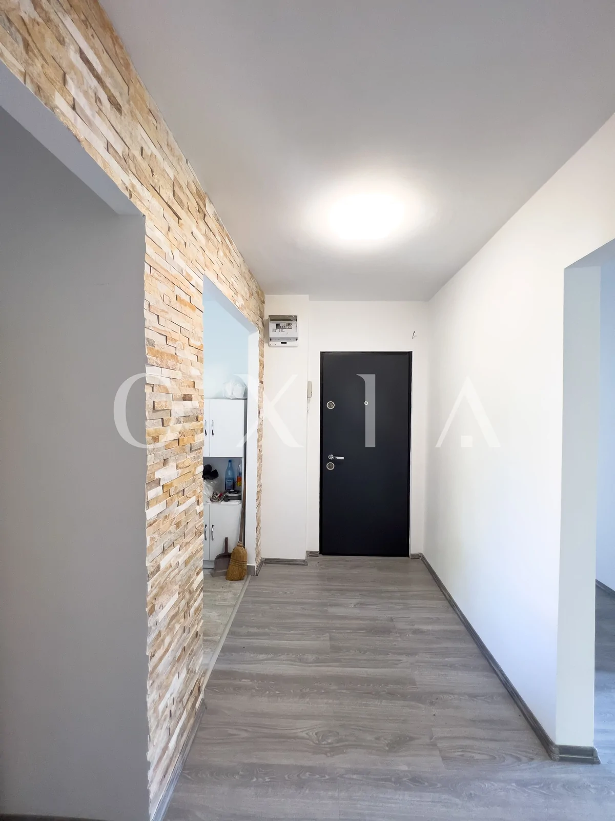 4 Camere, Etaj Intermediar, Renovat