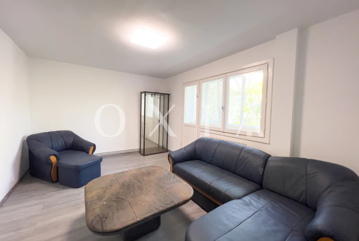 4 Camere, Etaj Intermediar, Renovat
