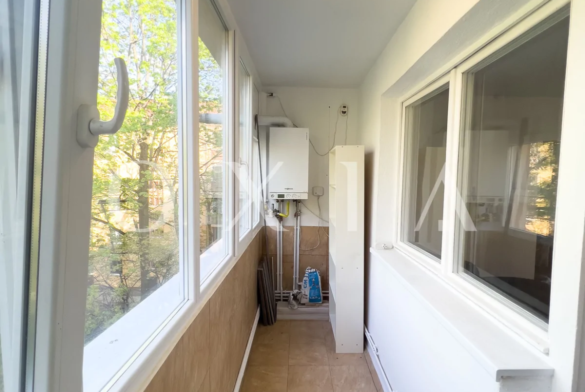 4 Camere, Etaj Intermediar, Renovat