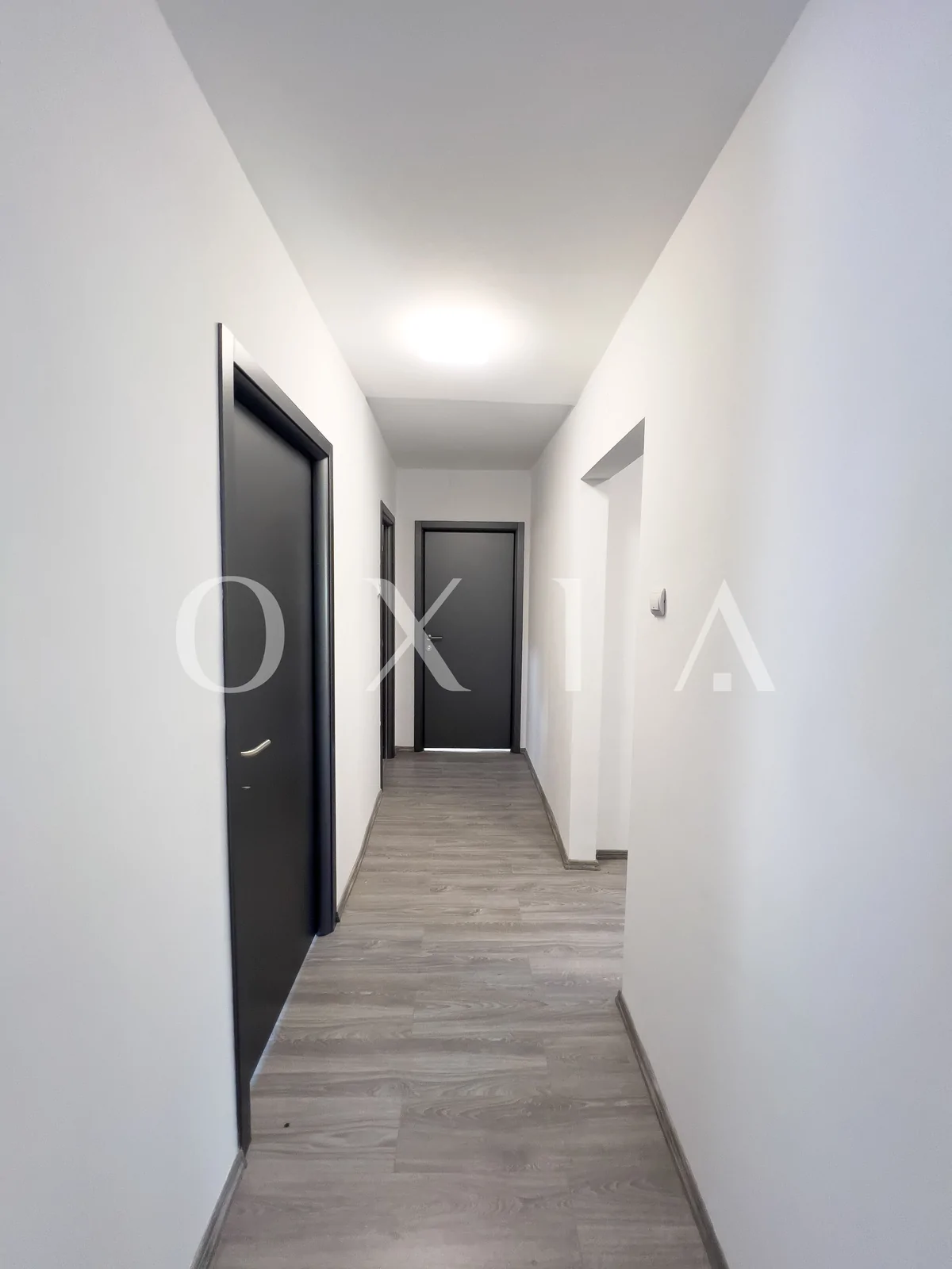 4 Camere, Etaj Intermediar, Renovat