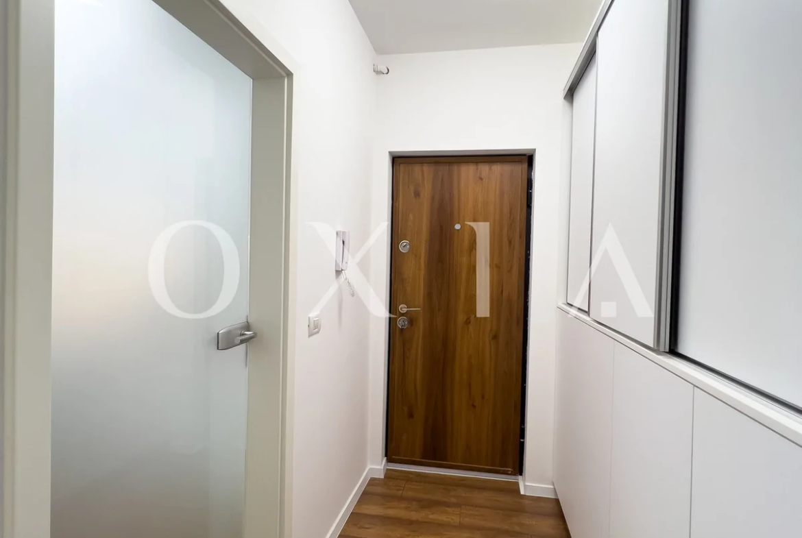 Prima Inchiriere, Terasa, Loc Parcare