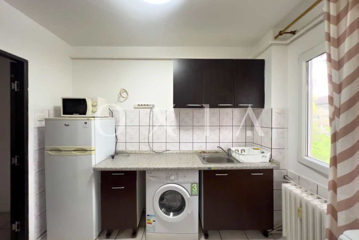 Tipografilor, Centrala Proprie, Mobilat-Utilat