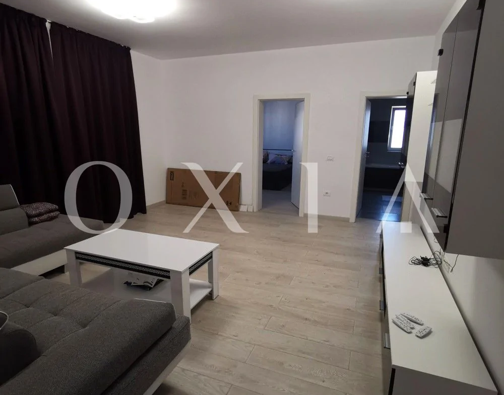 Dechatlon-Dumbravita, mobilat, 2 parcari