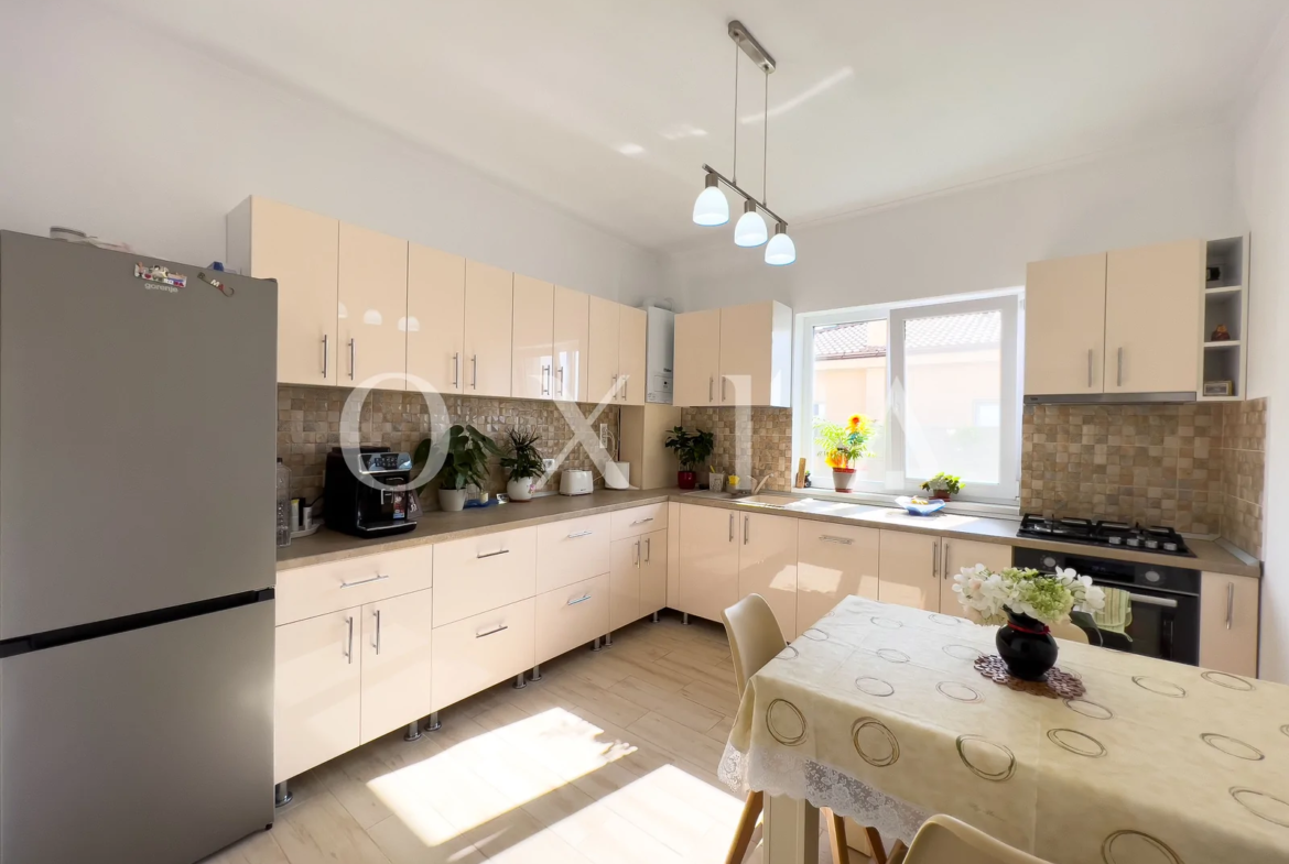 Duplex Pe Un Singur Nivel, Mobilat si Utilat