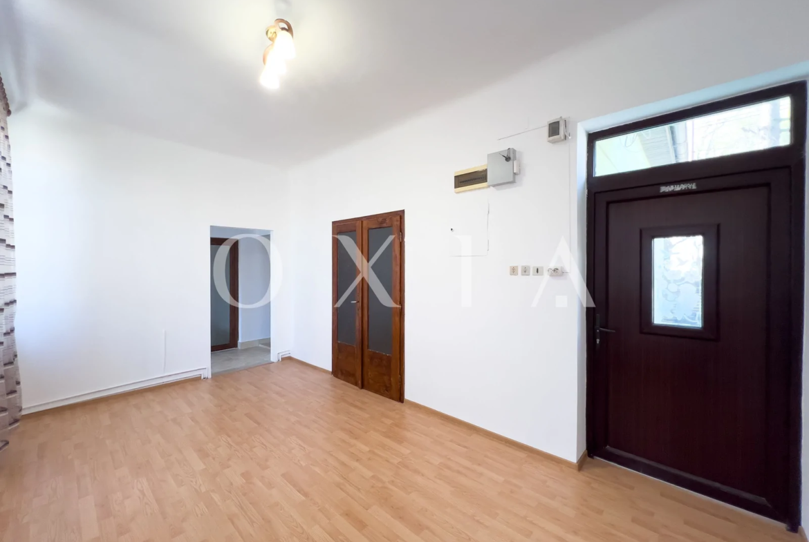 Imobil Pretabil Pentru Diverse Activitati, Renovat
