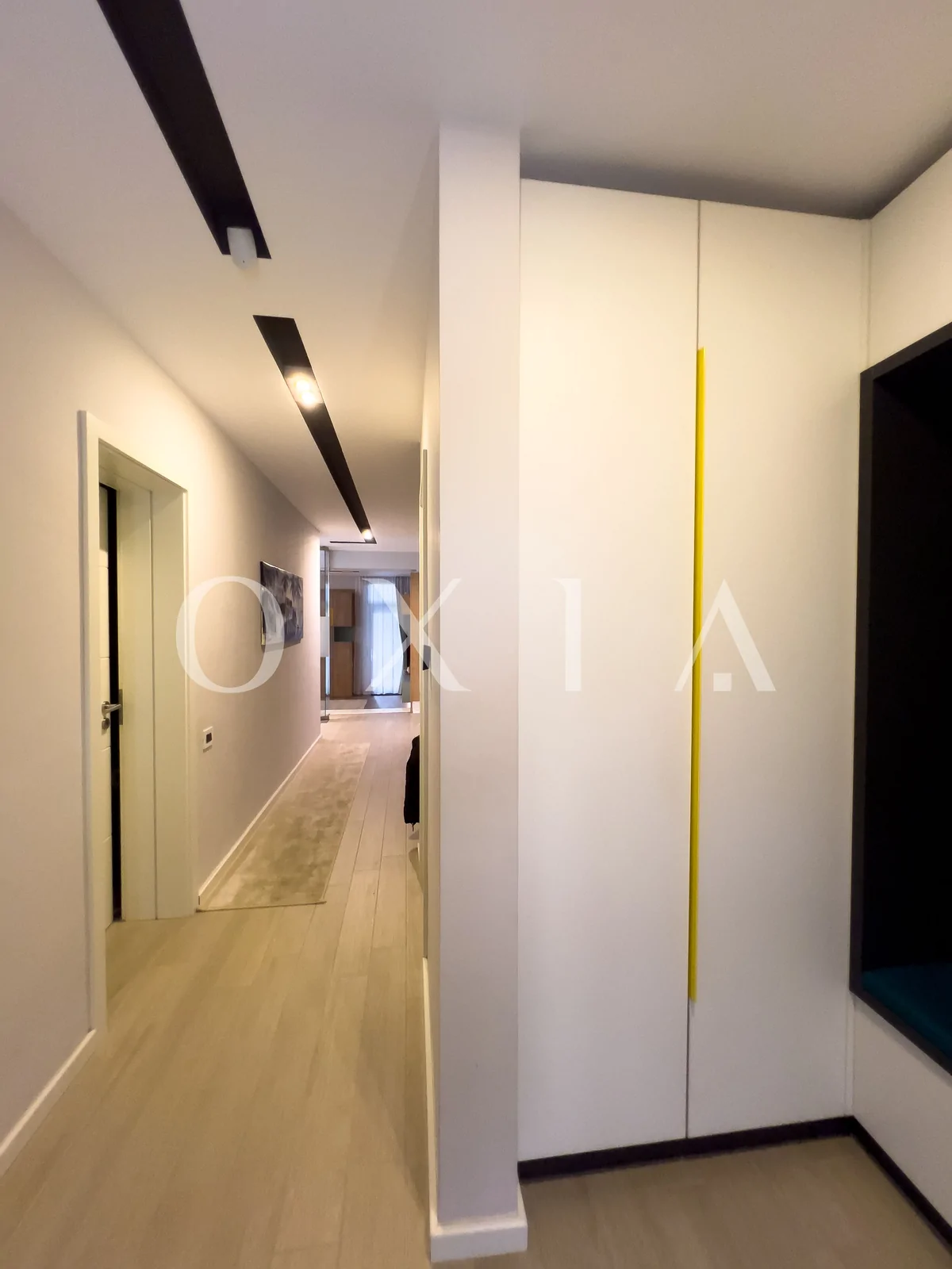 Casa exclusivista cu piscina in Chisoda