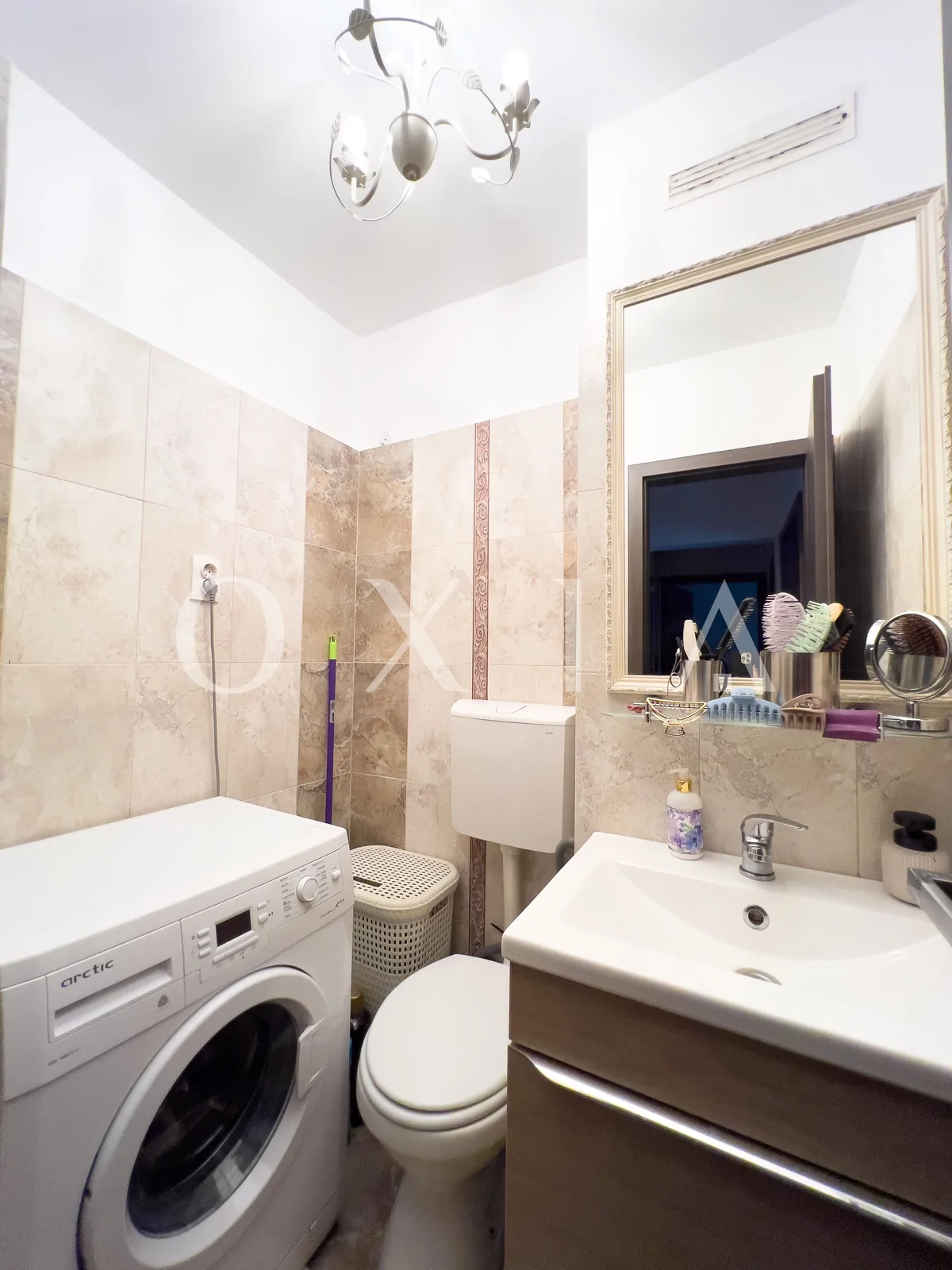 Kiriac, Renovat, Etaj Intermediar, Mobilat-Utilat