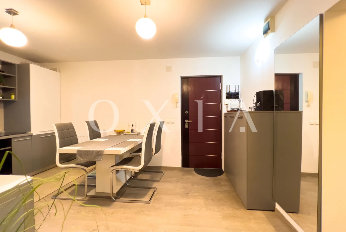 Kiriac, Renovat, Etaj Intermediar, Mobilat-Utilat