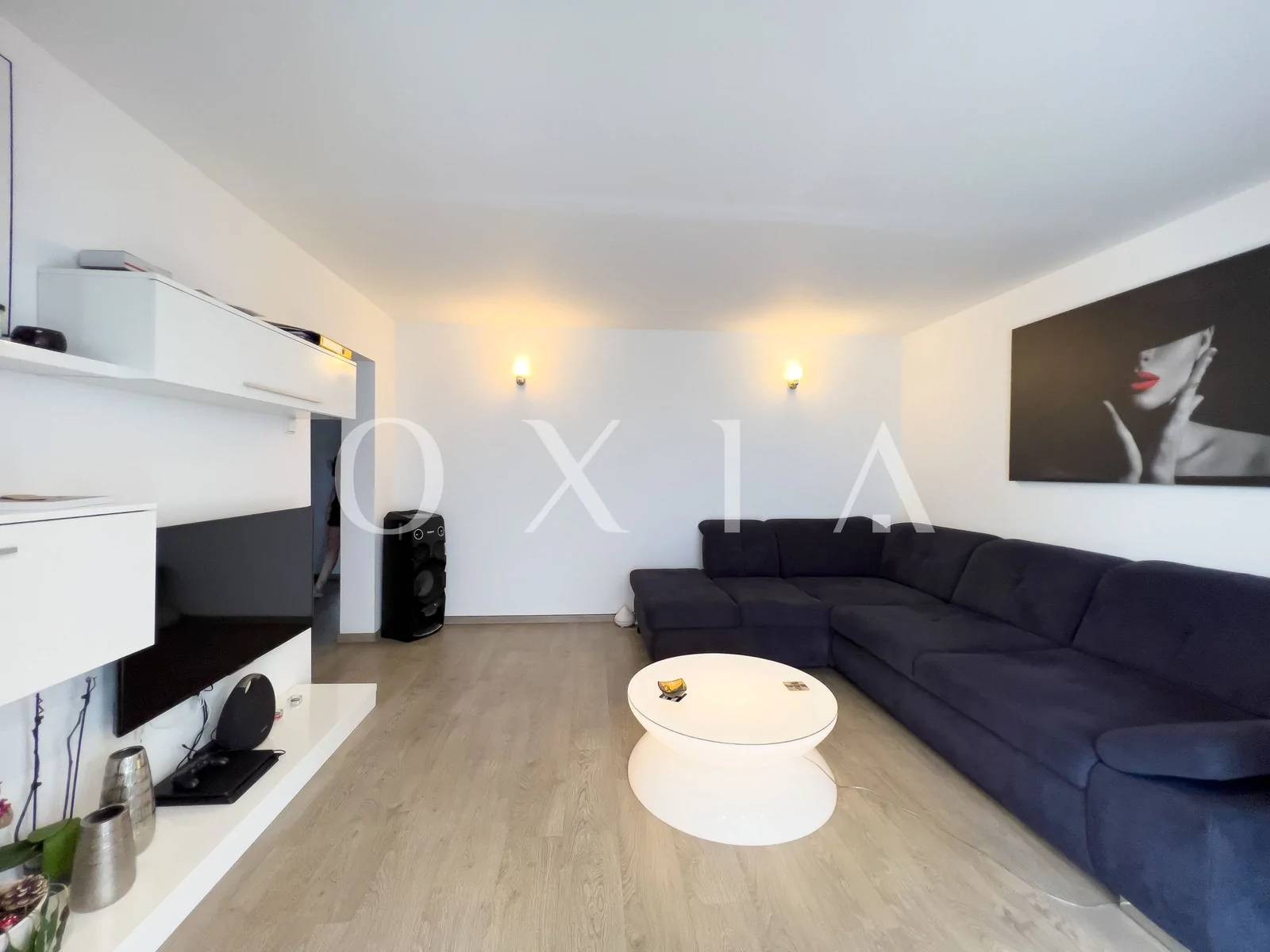 Kiriac, Renovat, Etaj Intermediar, Mobilat-Utilat
