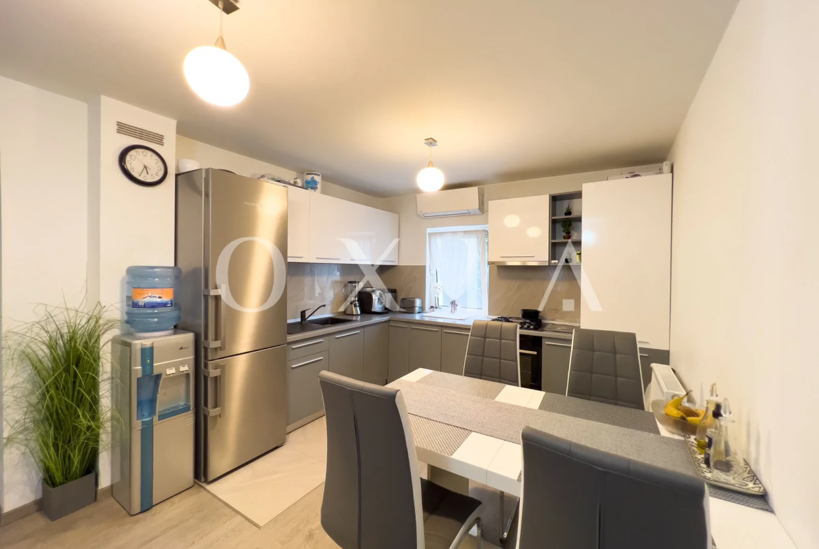 Kiriac, Renovat, Etaj Intermediar, Mobilat-Utilat