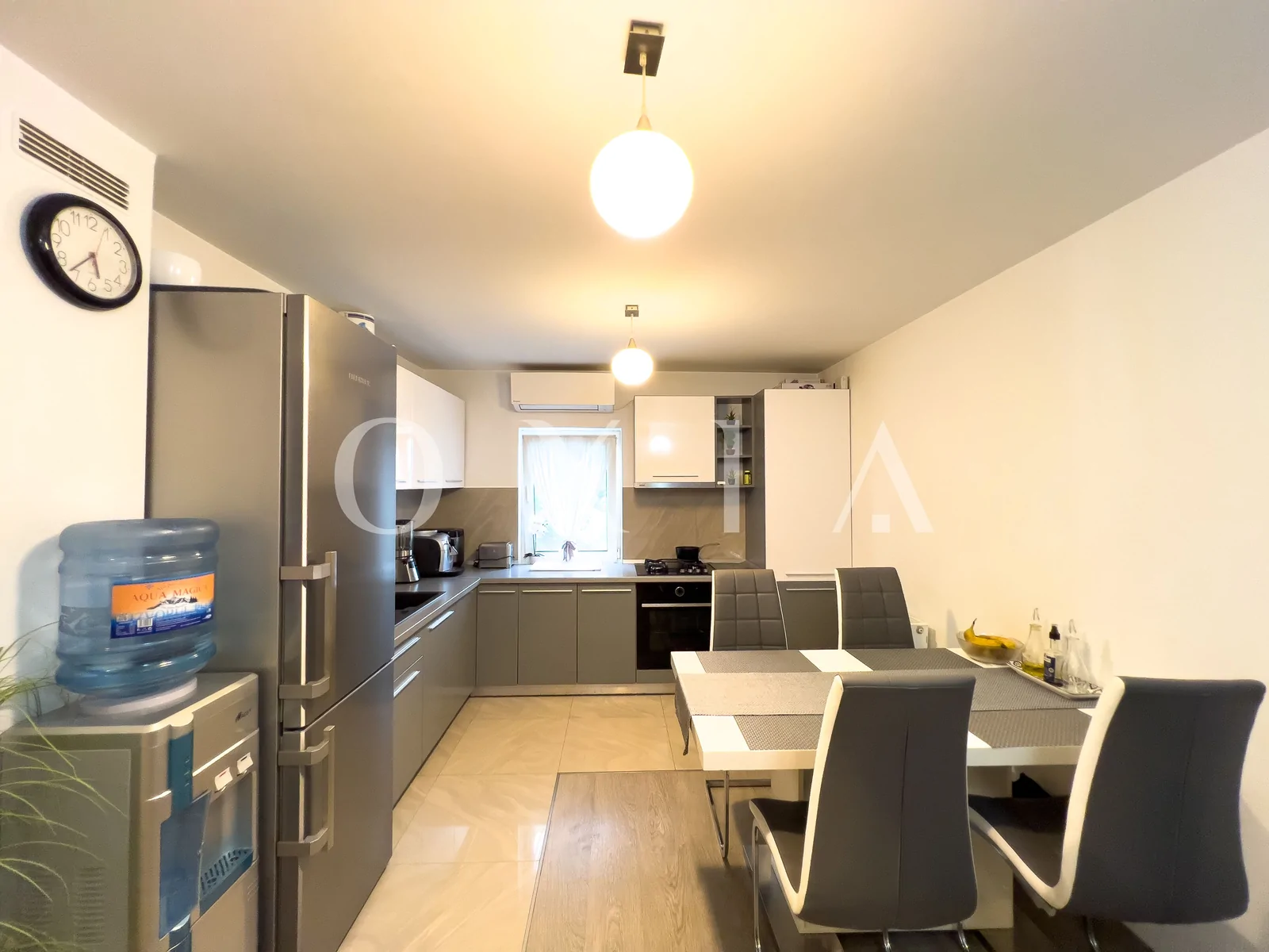 Kiriac, Renovat, Etaj Intermediar, Mobilat-Utilat