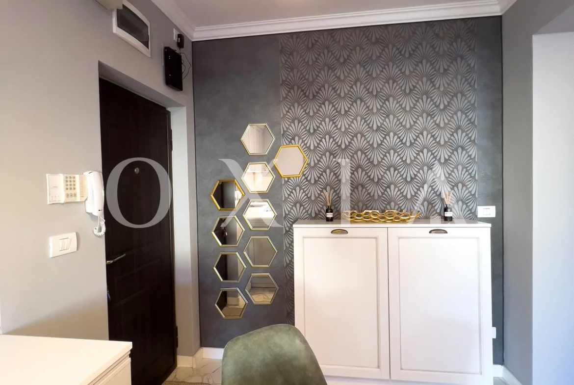 Giroc, Hotel IQ, Amenajari Moderne