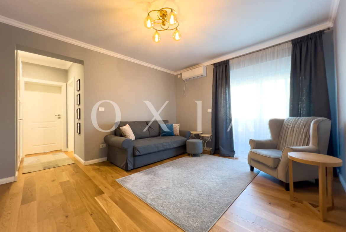 Giroc, Hotel IQ, Amenajari Moderne