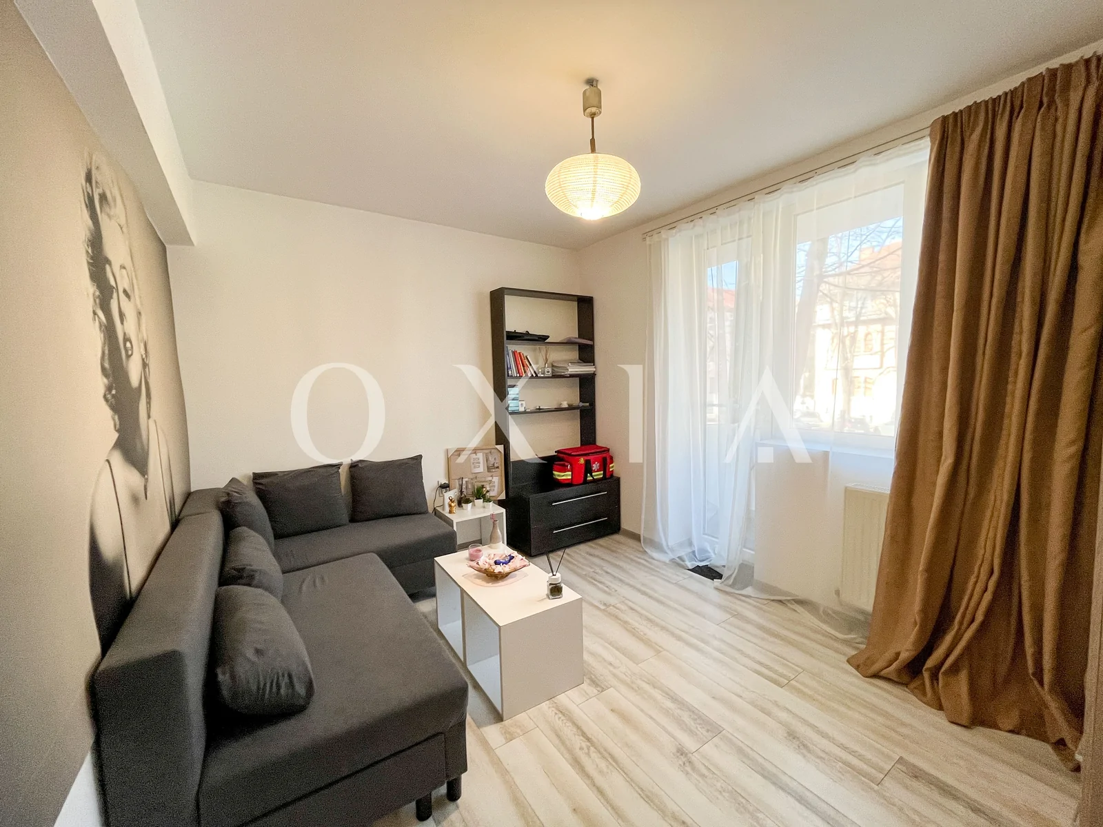 Zona Medicina, Renovat, Garaj, Boxa