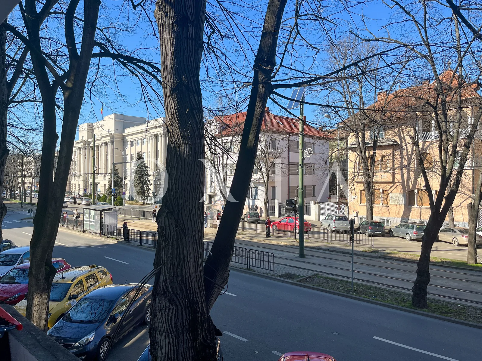 Zona Medicina, Renovat, Garaj, Boxa