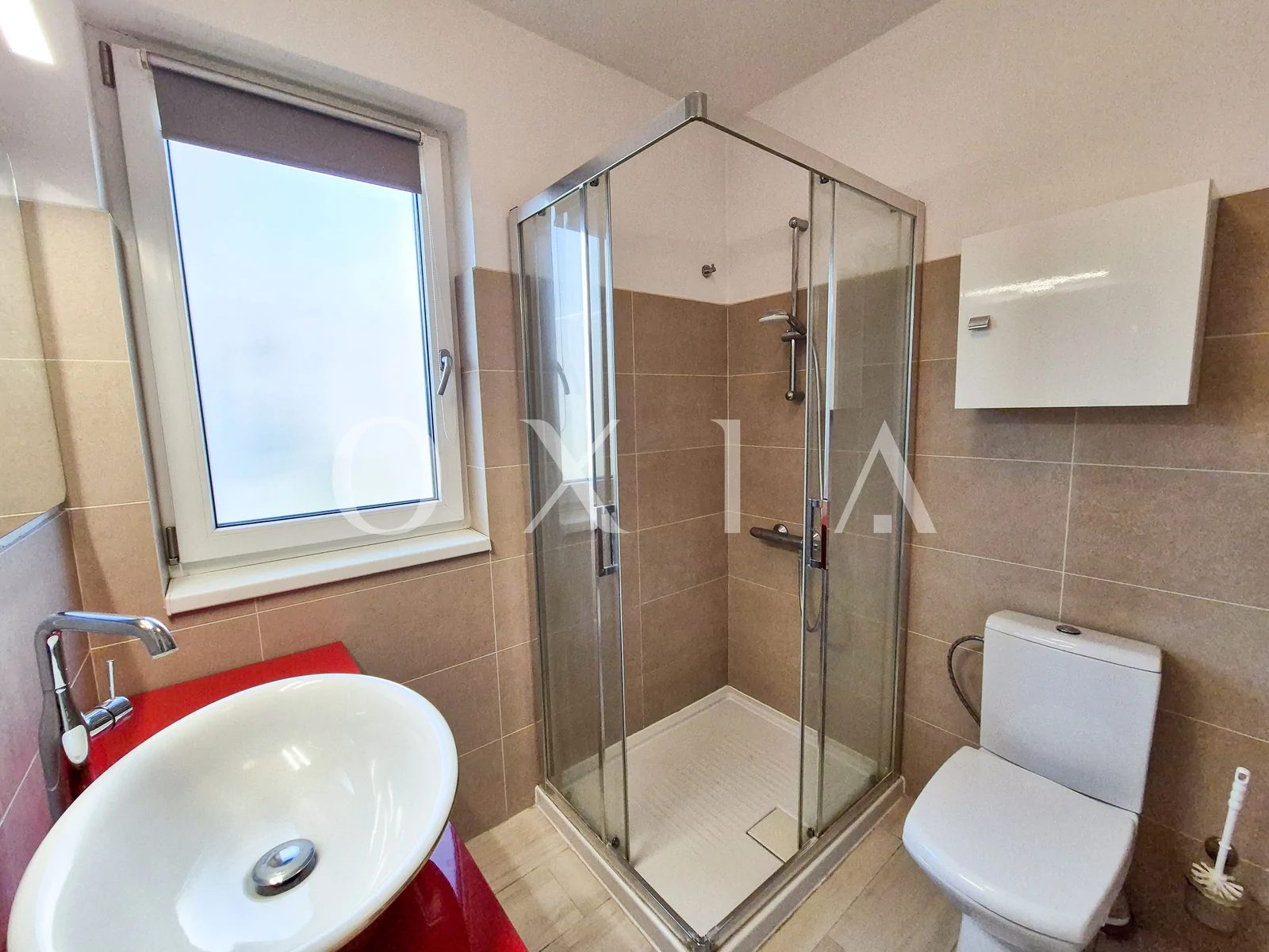 apartament-pe-doua-nivele-cu-gradina-proprie-in-braytim-11