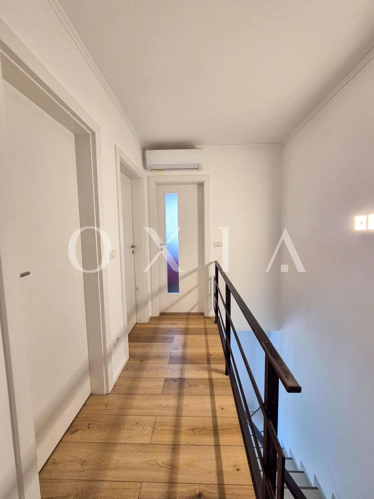 apartament-pe-doua-nivele-cu-gradina-proprie-in-braytim-14