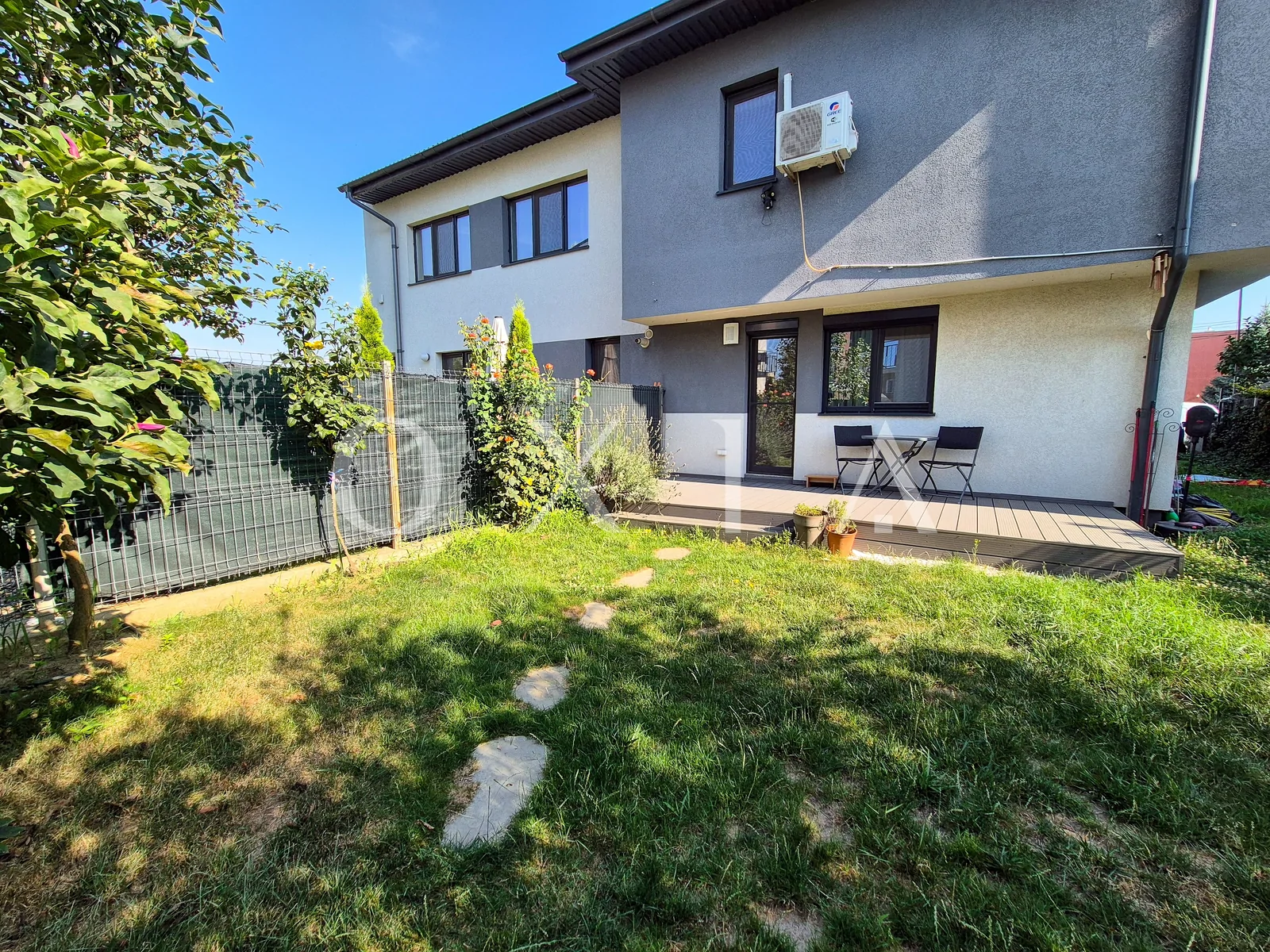 apartament-pe-doua-nivele-cu-gradina-proprie-in-braytim-18