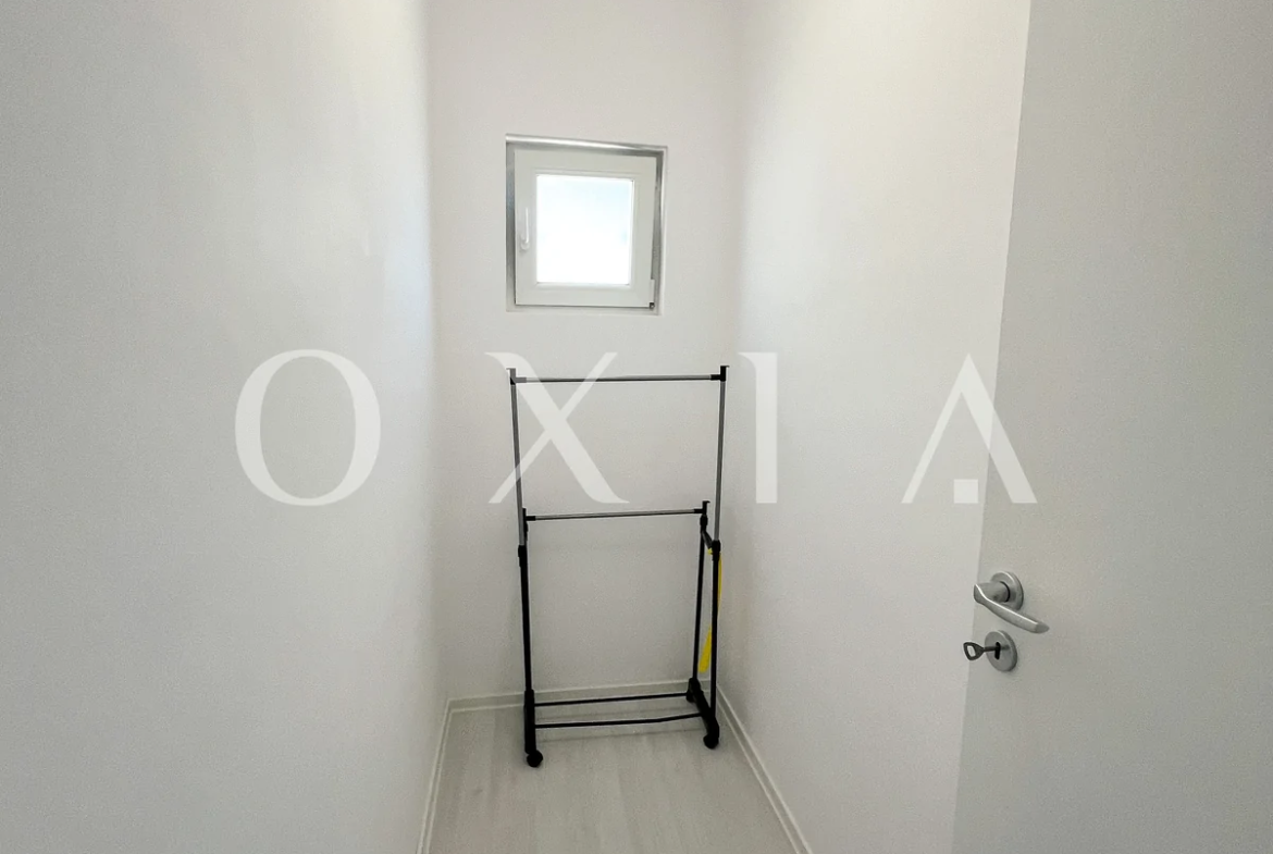 Dumbravita, 3 Camere, Loc parcare