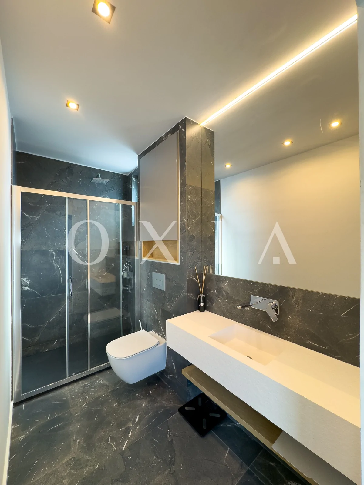 exclusivitate-casa-moderna-cu-4-dormitoare-si-curte-amenajata-10