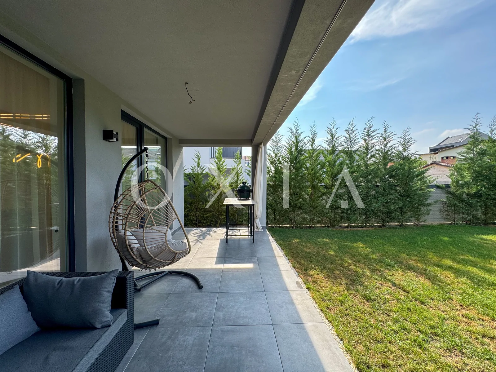 exclusivitate-casa-moderna-cu-4-dormitoare-si-curte-amenajata-19