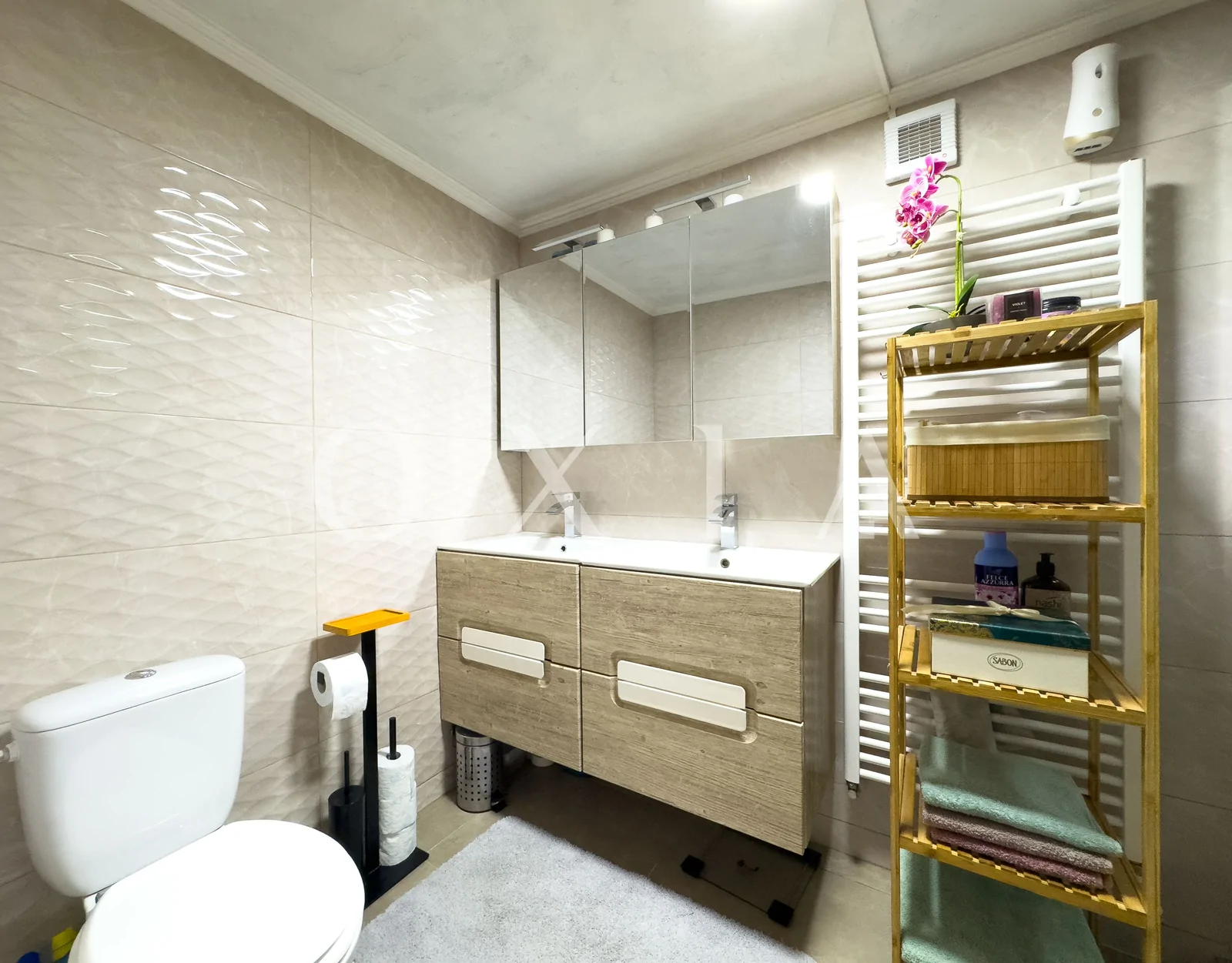 Imobil Multifunctional in Oradea – Locuinta sau Afacere