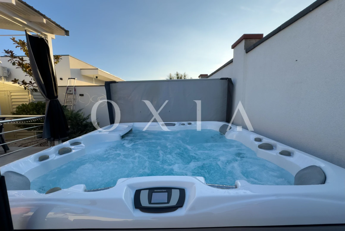 Duplex Modern Cu Jacuzzi In Dumbravita